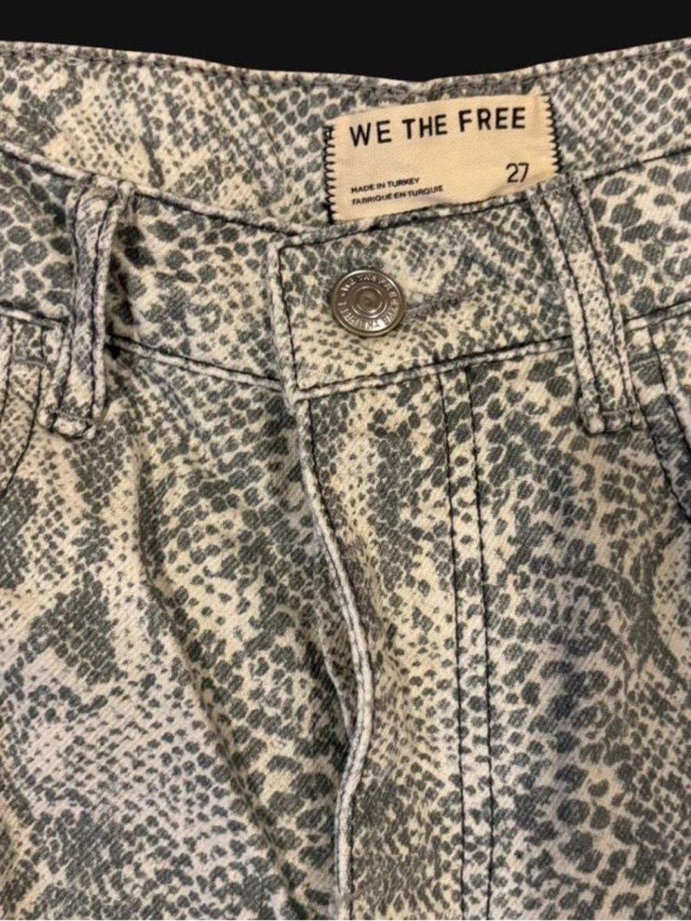 Free People Good Luck Barrel Jeans Python Snake Print Size 27 Sold Out - Picture 5 of 5